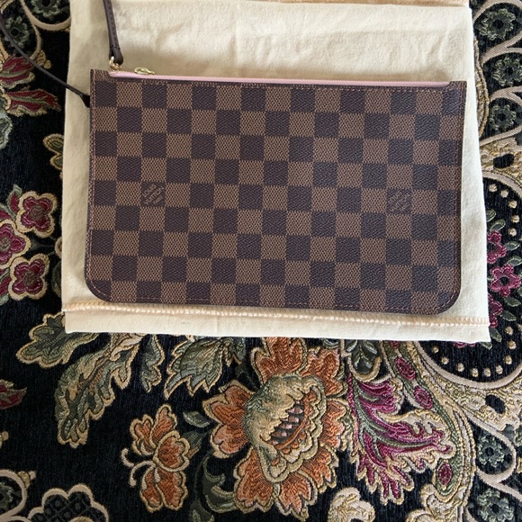 Louis Vuitton Handbags - NWT Louis Vuitton MM Damier Ebene Pochette